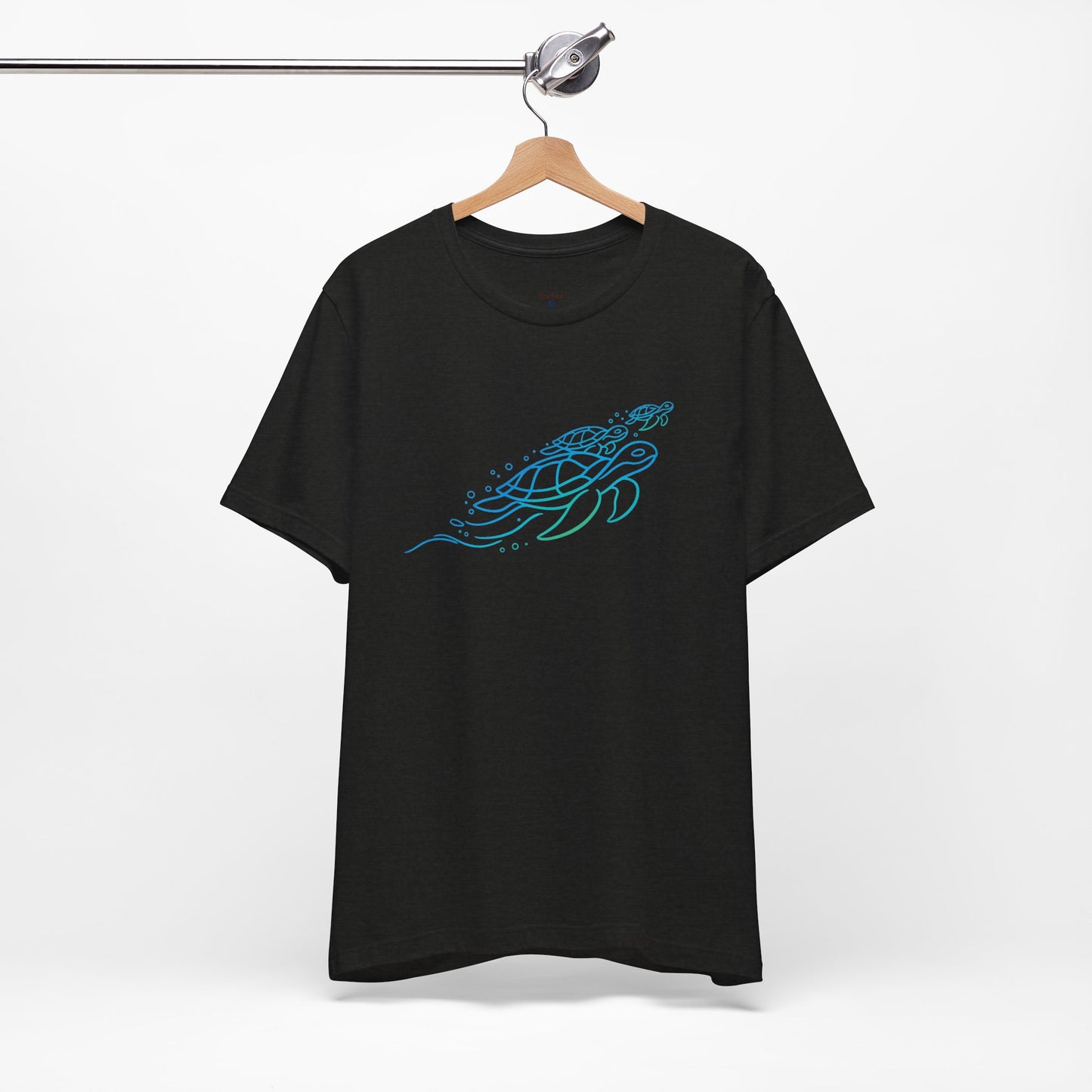 Sea Turtles | Wild Lines T-Shirt